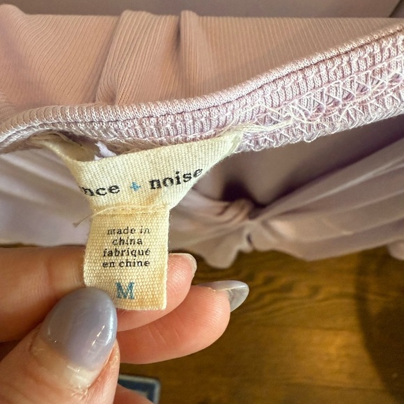 Anthropologie Silence & Noise Dolman Basic Purple Twist Vneck Blouse M - Picture 5 of 5